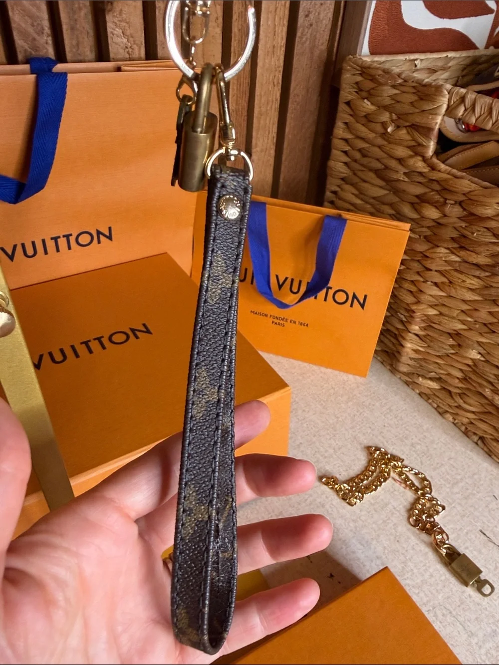 Leather Wrist Keychain with Lock #309